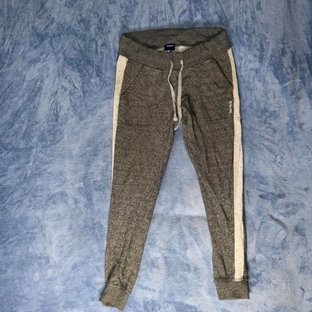 Reebok Gray heather joggers with white side stripes‎ women size s